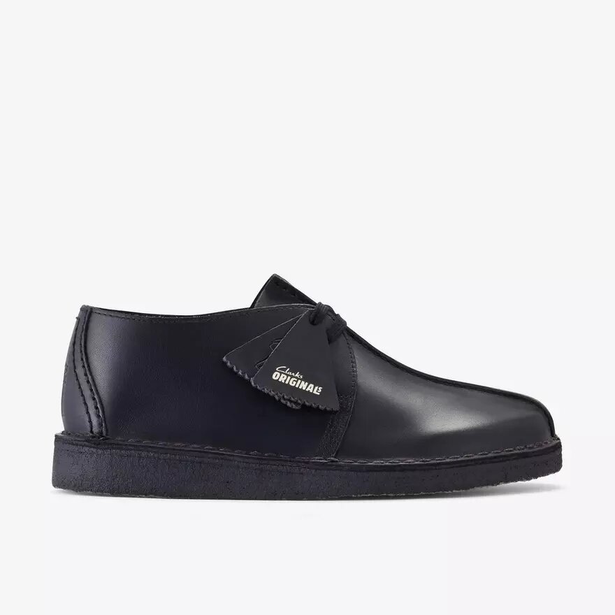 Mens Desert Trek Black Smooth Leather Mens Desert Trek Black Smooth Leather